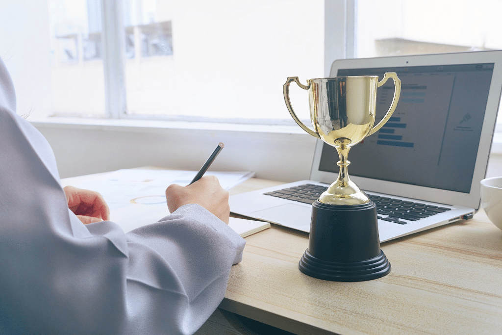 B2B sales awards