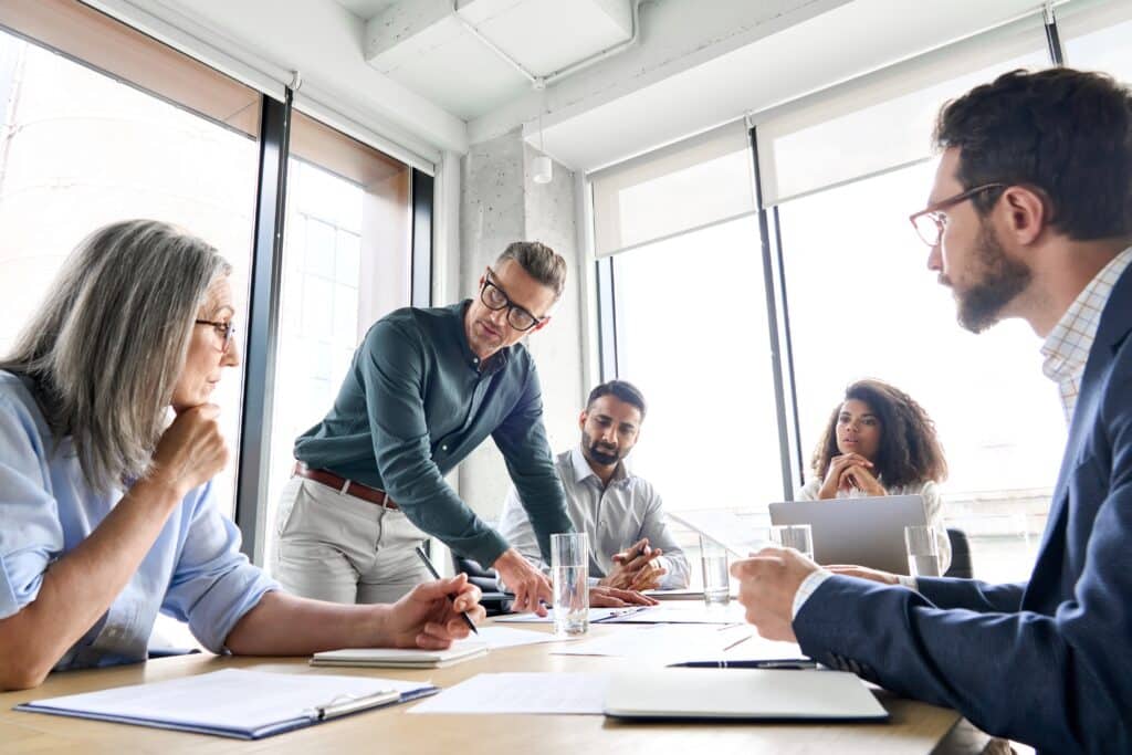 Fractional chief revenue officer responsibilities 
